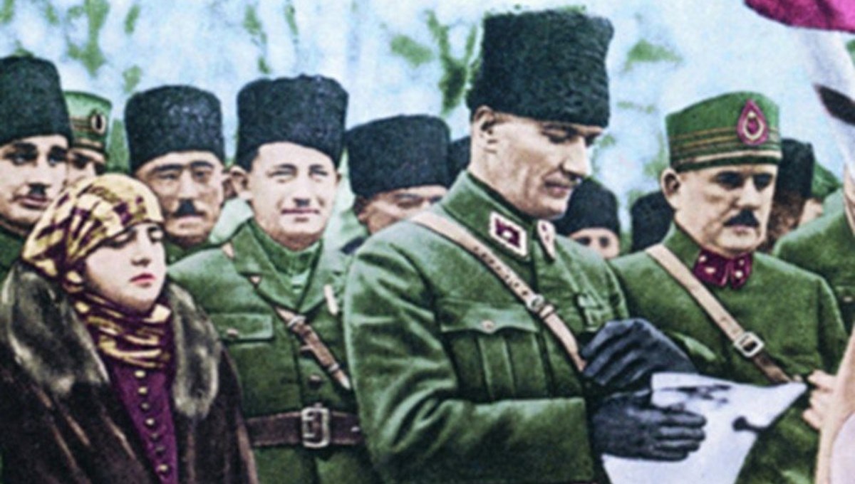 Genelkurmay'dan renkli Atatürk fotoğrafları