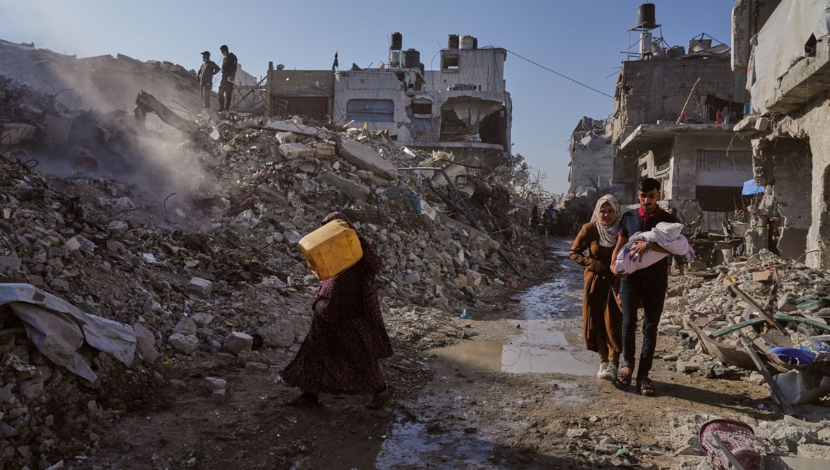 Gazze'de 66 bin ton patlamamış bomba var