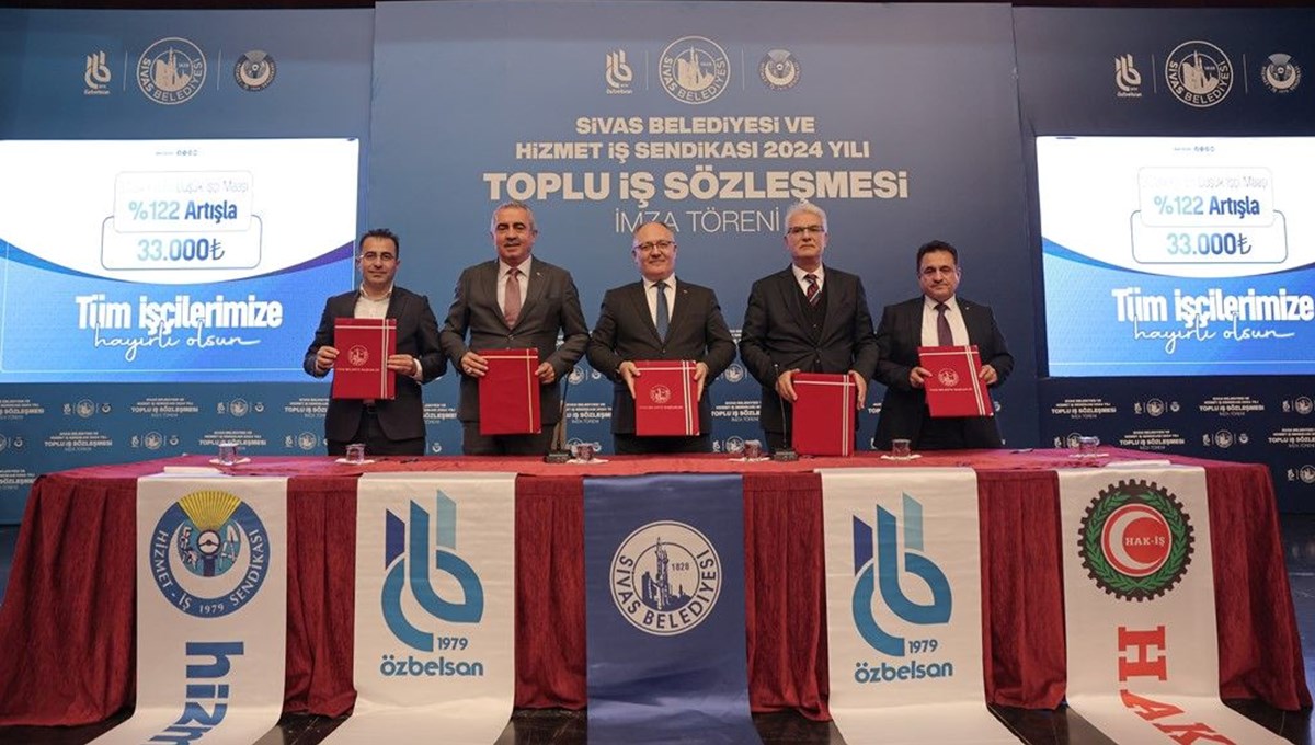 Sivas Belediyesi'nden işçilere yüzde 122 zam Sivas Belediyesi'nden işçilere yüzde 122 zam