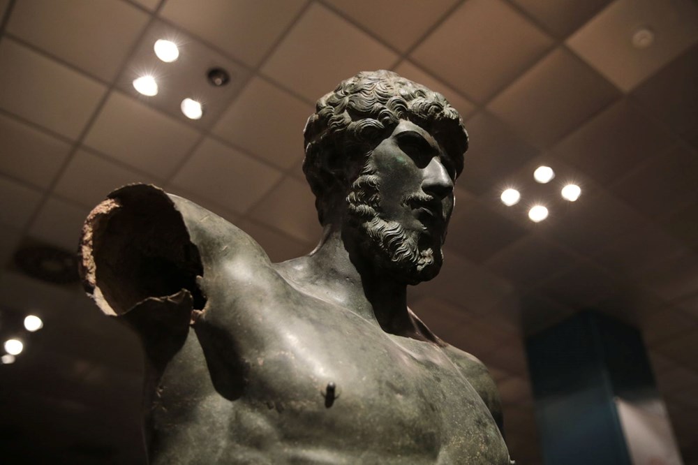 Yurt dışına kaçırılan 6 tarihi eser Türkiye'ye iade edildi - 14