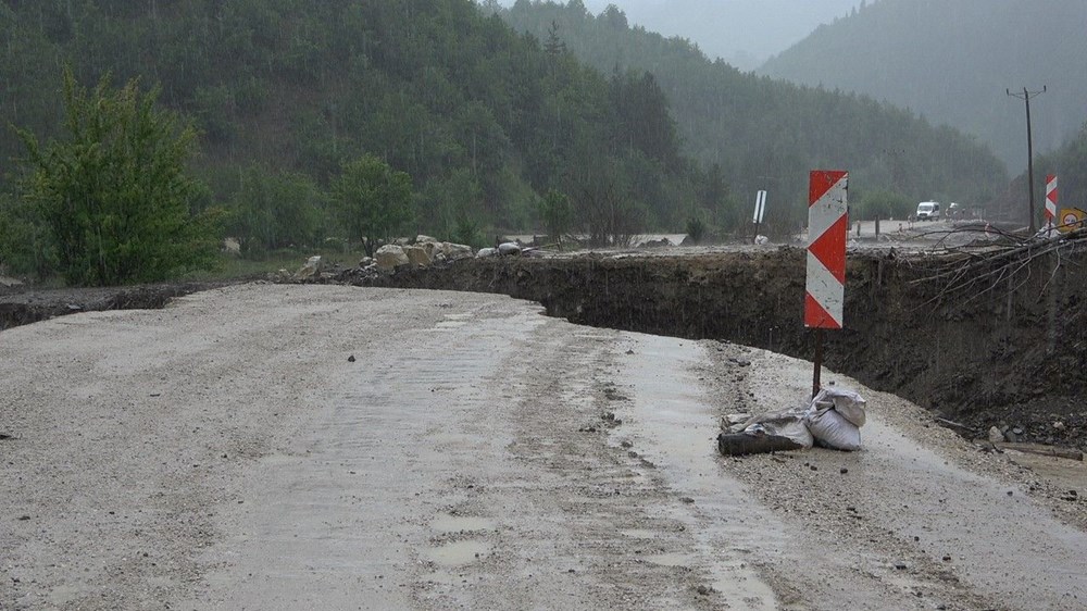 Kastamonu'da şiddetli sağanak: Köprü çöktü, iki ilçeye ulaşım kesildi - 7