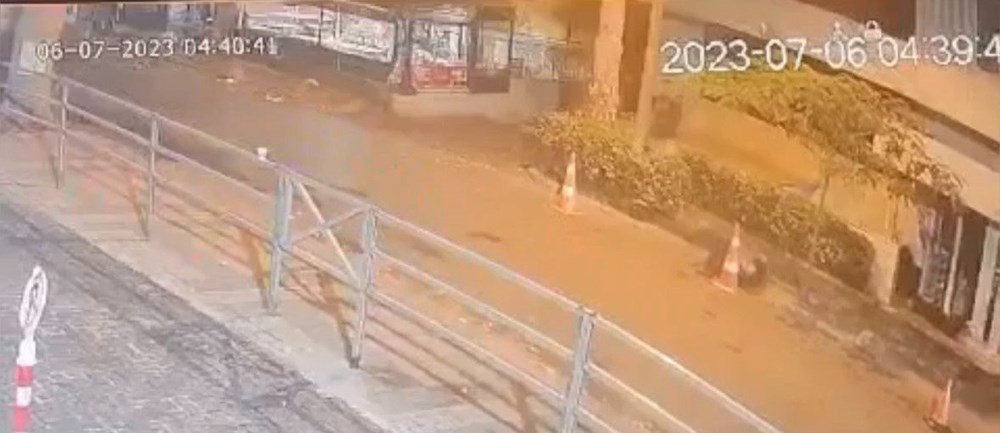 Çakarlı araçla gece kulübüne silahlı saldırı - 5