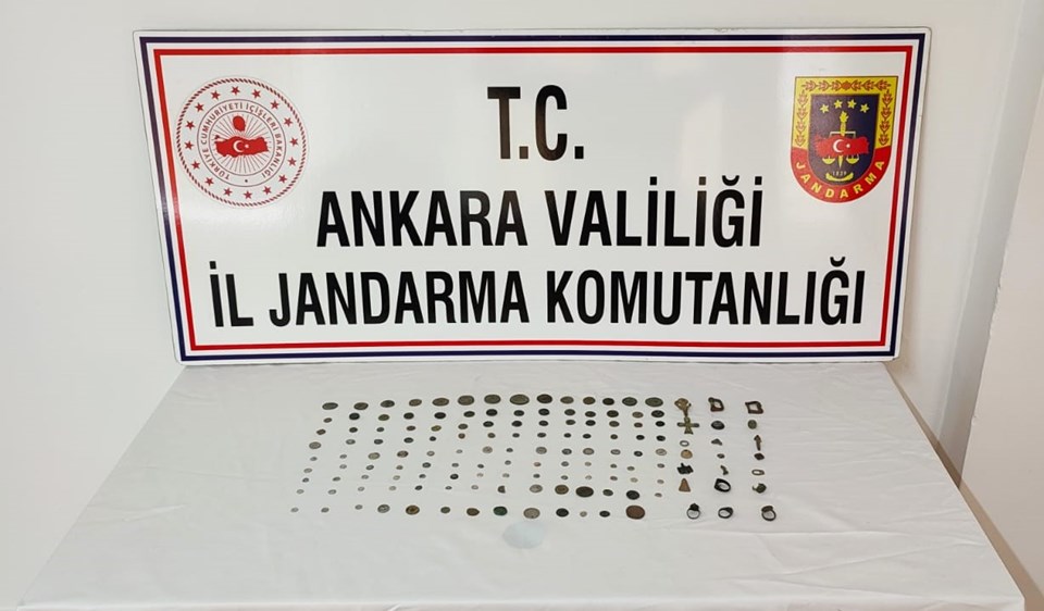 Ankara'da 146 tarihi eserle yakalanan şüpheli gözaltına alındı - 2