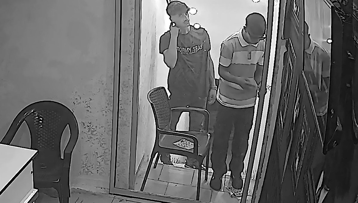 Güneş gözlüğü takıp apart oteli soydular Güneş gözlüğü takıp apart oteli soydular