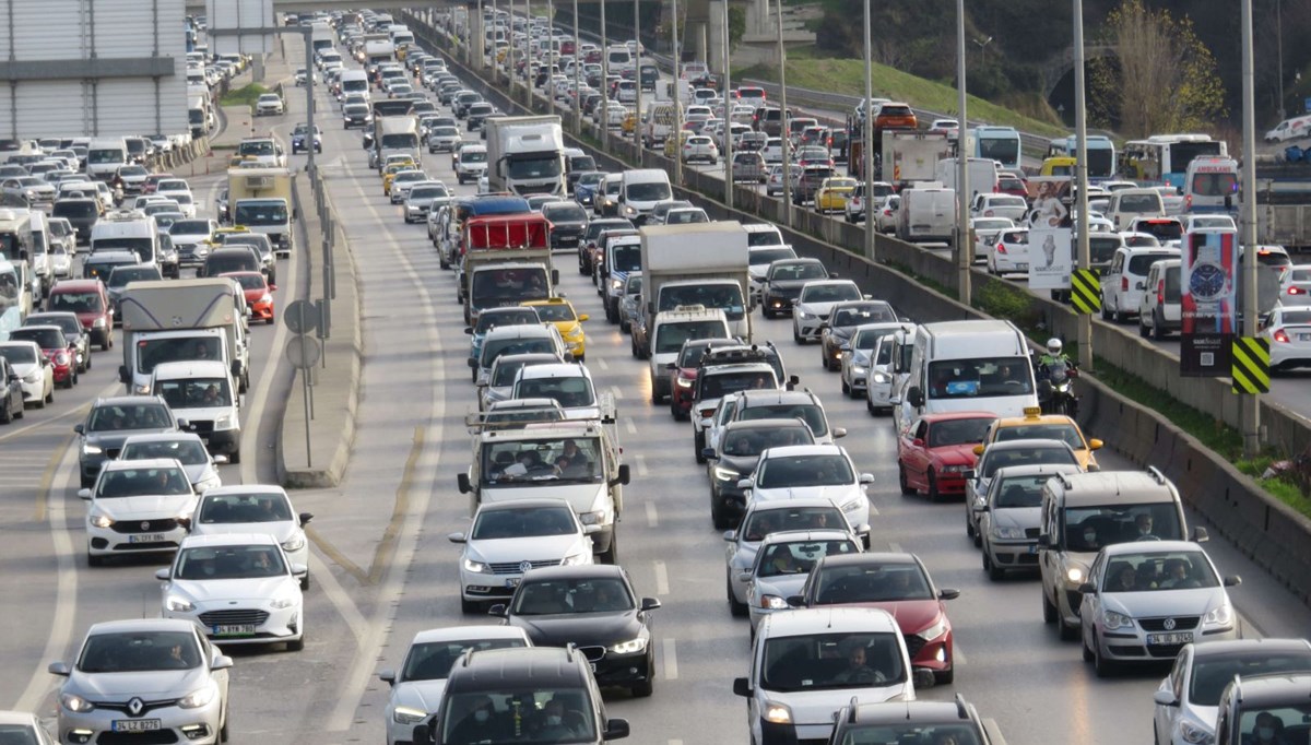 Trafiğe kaydı yapılan taşıt sayısı yüzde 10,3 azaldı