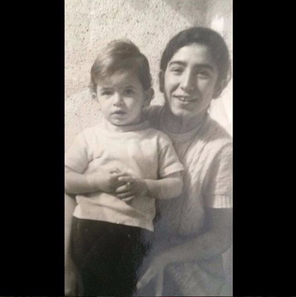 Ünlü isim geçmişe götürdü: "Oyuncu olacağını nasıl anlamadın" (Ünlülerin çocukluk ve gençlik halleri) - 310