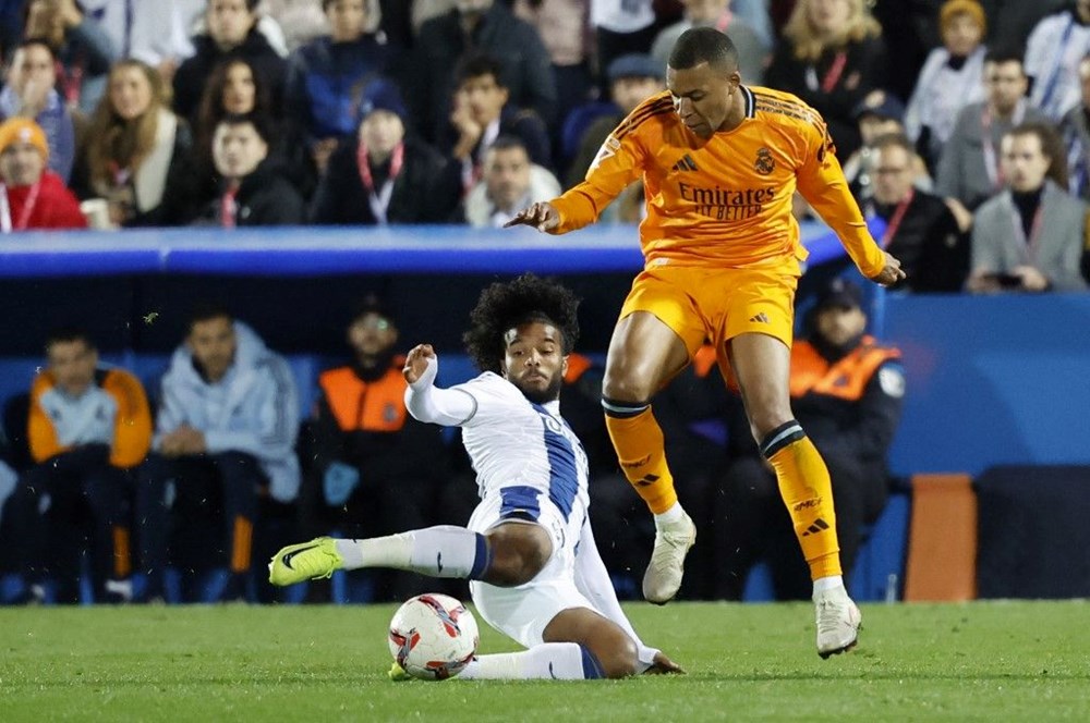 Beşiktaş'ın eski yıldızı Rosier'den çarpıcı itiraflar, ağır sözler: