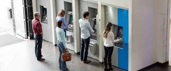 ATM kiraları lüks dükkanlarla yarışıyor (500 bin TL'ye çıkıyor)