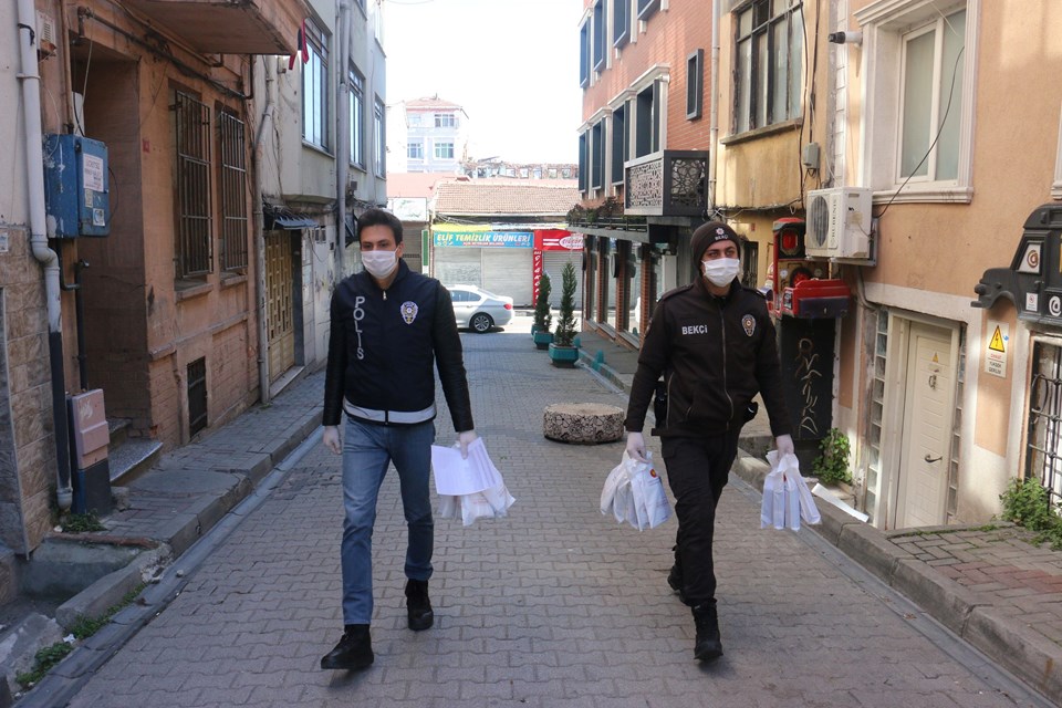 İstanbul'da kolonya ve maske dağıtımı tamamlandı - 2
