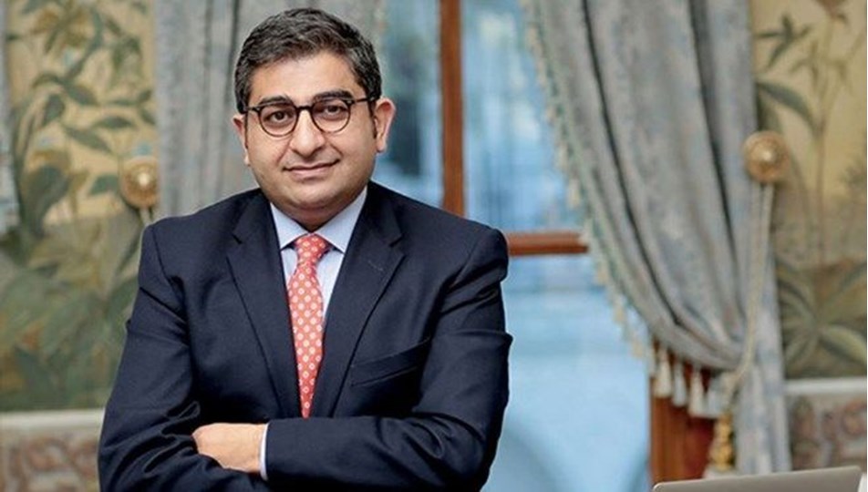 Sezgin Baran Korkmaz: Ayakkabı boyacılığından holding patronluğuna