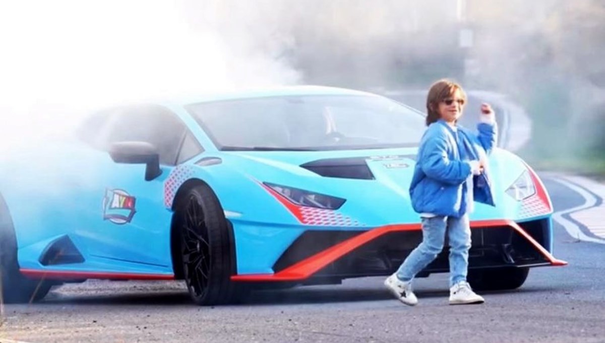 Kenan Sofuoğlu'nun oğlu milyonluk lüks otomobil ile tozu dumana kattı