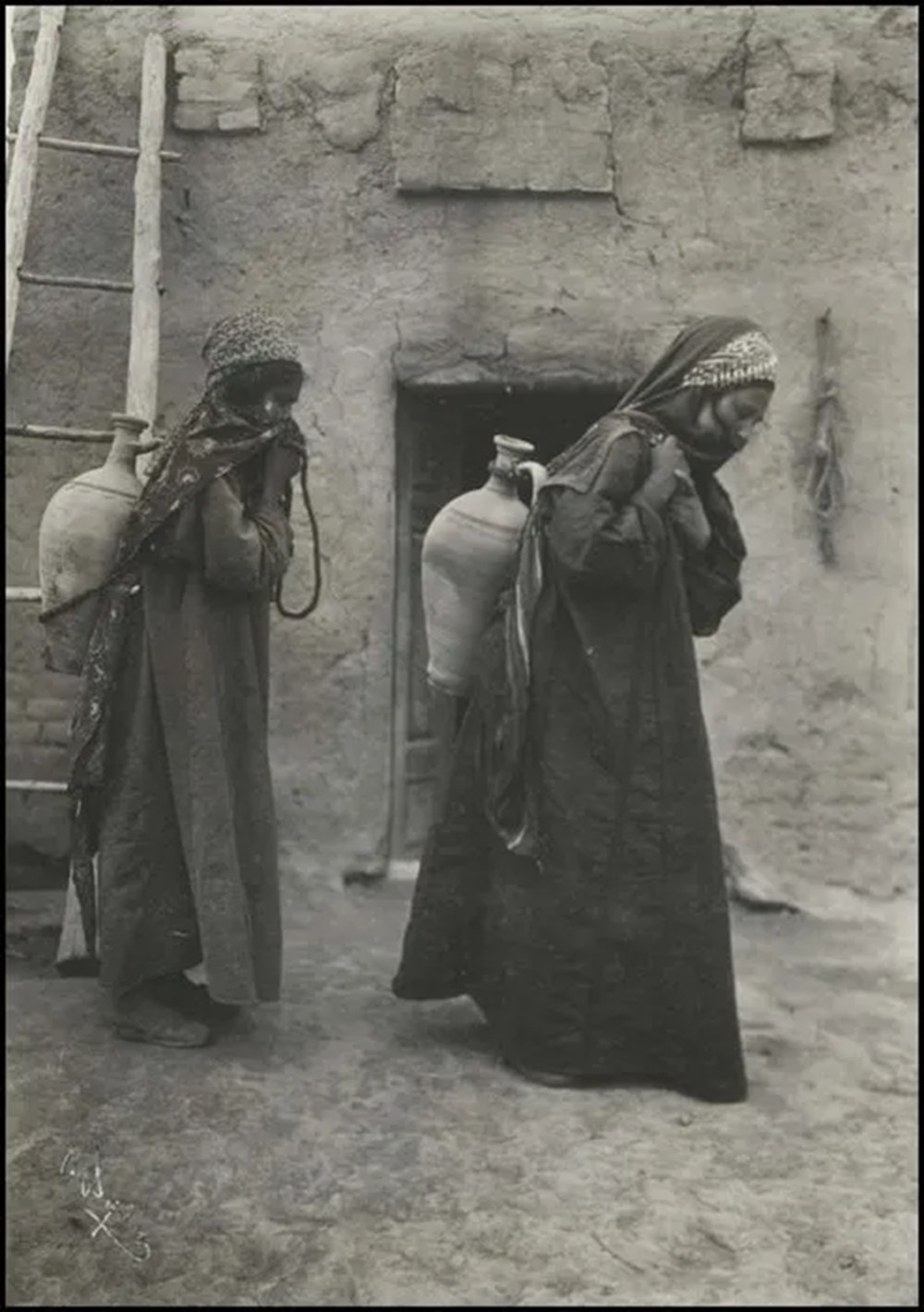 Bilim kurgu değil Türk boylarının 111 yıllık fotoğrafları. Gizemli heykeller, gelişmiş aletler, tanıdık kıyafetler (106 fotoğrafla gizemli Türk tarihi) - 54