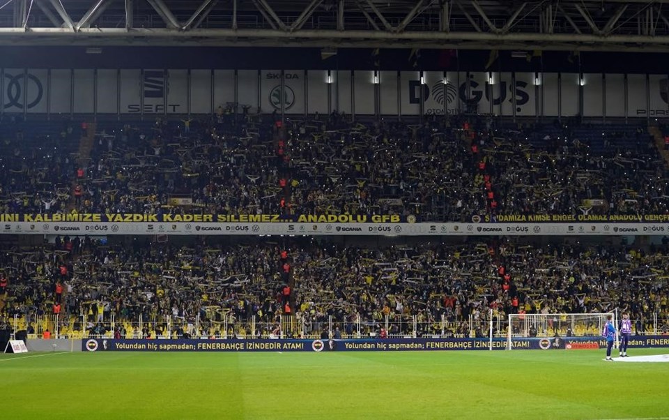 Kadıköy'de "yönetim istifa" tezahüratları - 1