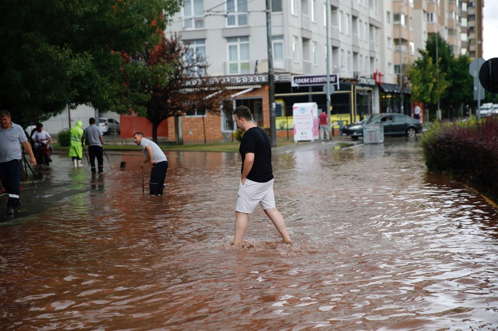 Yurtta sağanak etkili oluyor: Bir kişi yaşamını yitirdi - 5