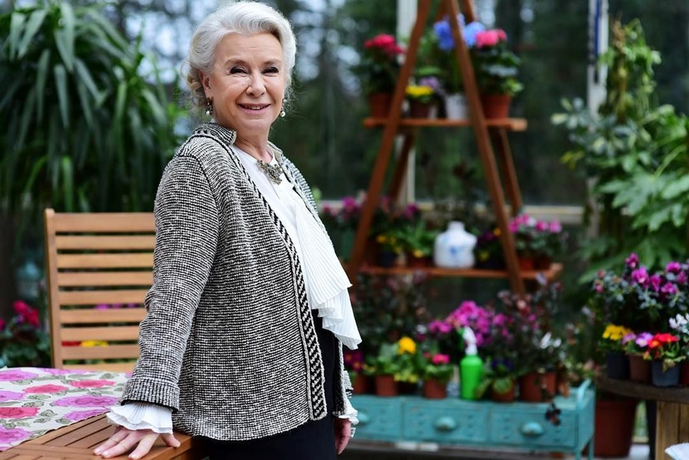 Sahnelerin yaşayan efsaneleri: Tek vazgeçilmezim tiyatrodur - 12