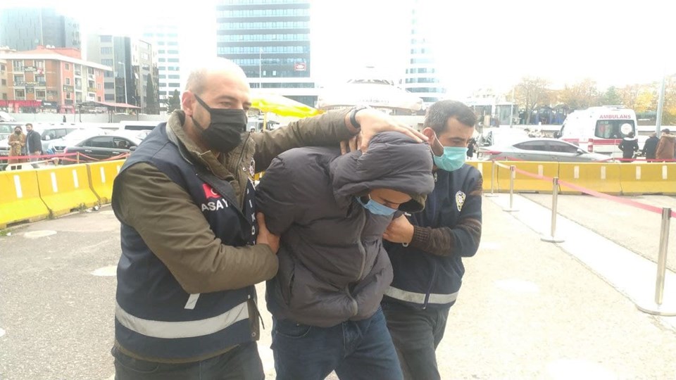 Kadıköy metrosundaki bıçaklı saldırgan tutuklandı - 2