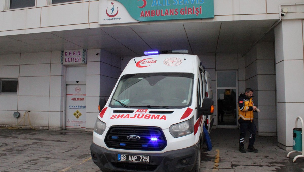 Tartıştığı babasını bıçakla ağır yaraladı Tartıştığı babasını bıçakla ağır yaraladı