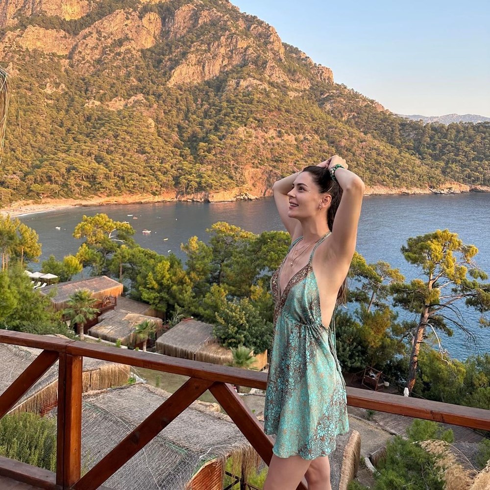 İlk kez anne olan Yıldız Çağrı Atiksoy: Resmen kendimi büyütüyor gibiyim - 6