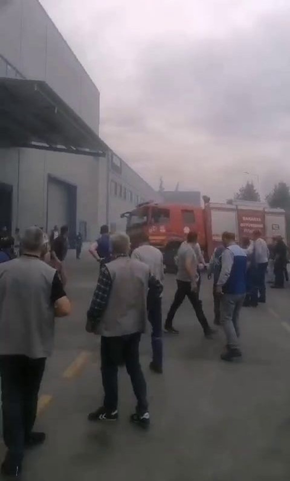 Sakarya'da fabrikada korkutan patlama - 1