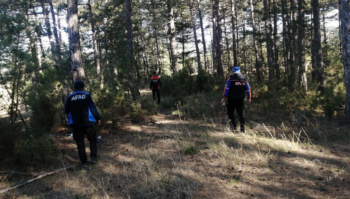 Manisa'da mantar toplarken kaybolan kişi bulundu Manisa'da mantar toplarken kaybolan kişi bulundu