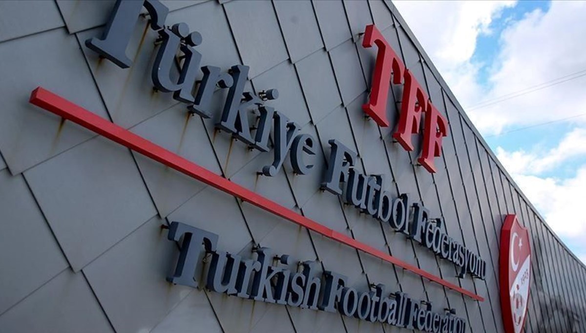Süper Lig'den 8 kulüp PFDK'ya sevk edildi Süper Lig'den 8 kulüp PFDK'ya sevk edildi