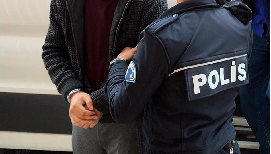 Yolcu otobüsünde 87 bin makaron ele geçirildi: 1 kişi gözaltına alındı