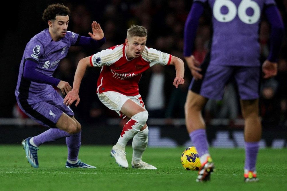 Yıldız futbolcu Oleksandr Zinchenko, Ukrayna için orduya katılabilir - 2