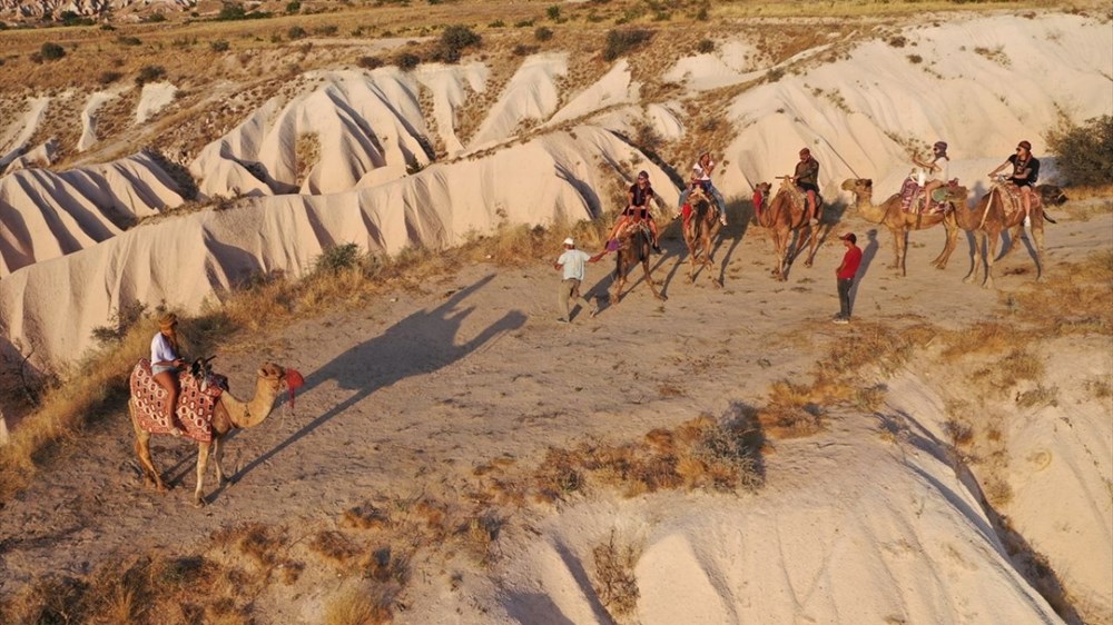 This isn't the Sahara Desert! Cappadocia Camel Tour between Fairy Chimneys Burası Sahra Çölü değil, Kapadokya Peri Bacaları (Kapadokya deve turu) - 8