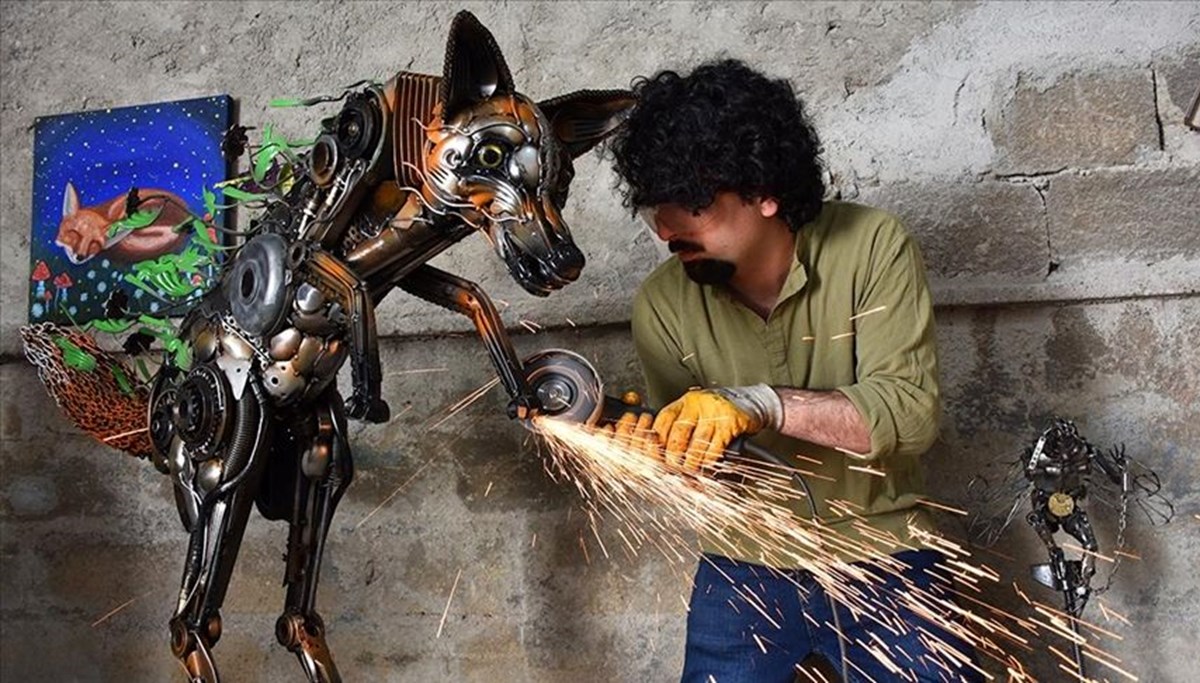 Eskişehirli sanatçı atık metalden hayvan heykelleri yaptı