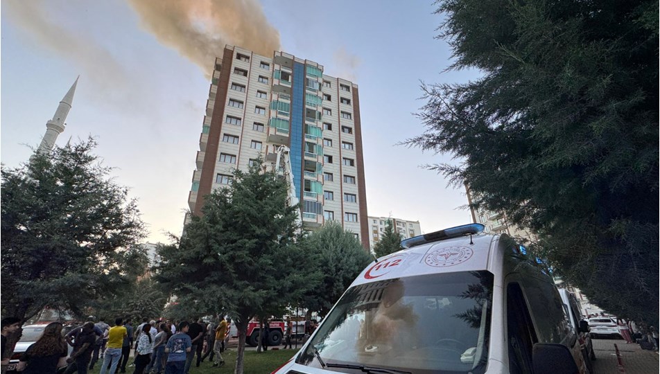 Cadeia de negligência em incêndio que deixou 4 mortos em Diyarbakır