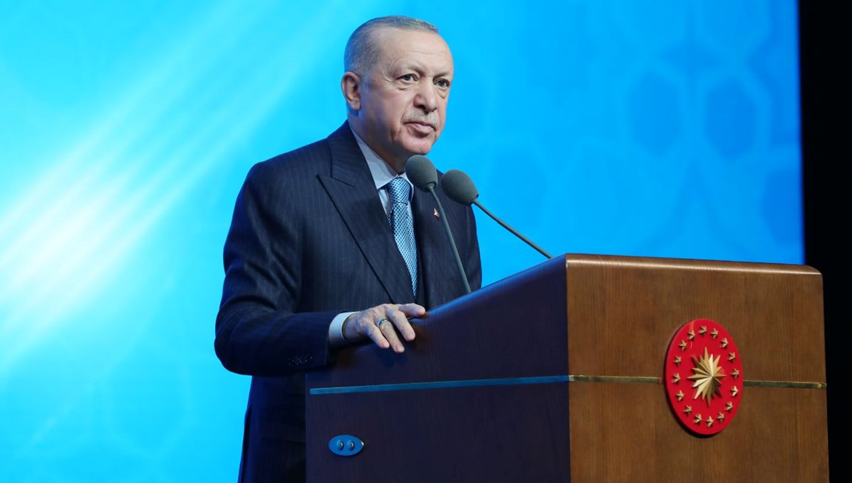 Cumhurbaşkanı Erdoğan açıkladı: Sağlık çalışanlarına yeni düzenleme