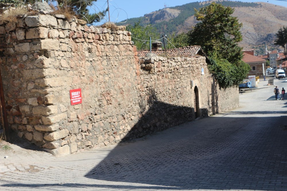 Tarihi han 6,5 milyon TL'ye satılığa çıkarıldı - 3