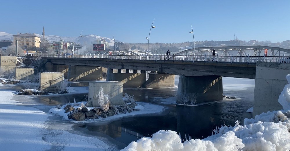 Türkiye’nin en soğuk noktası: -32 derecede nehir ve dereler
buz tuttu, araçlar çalışmadı - 4