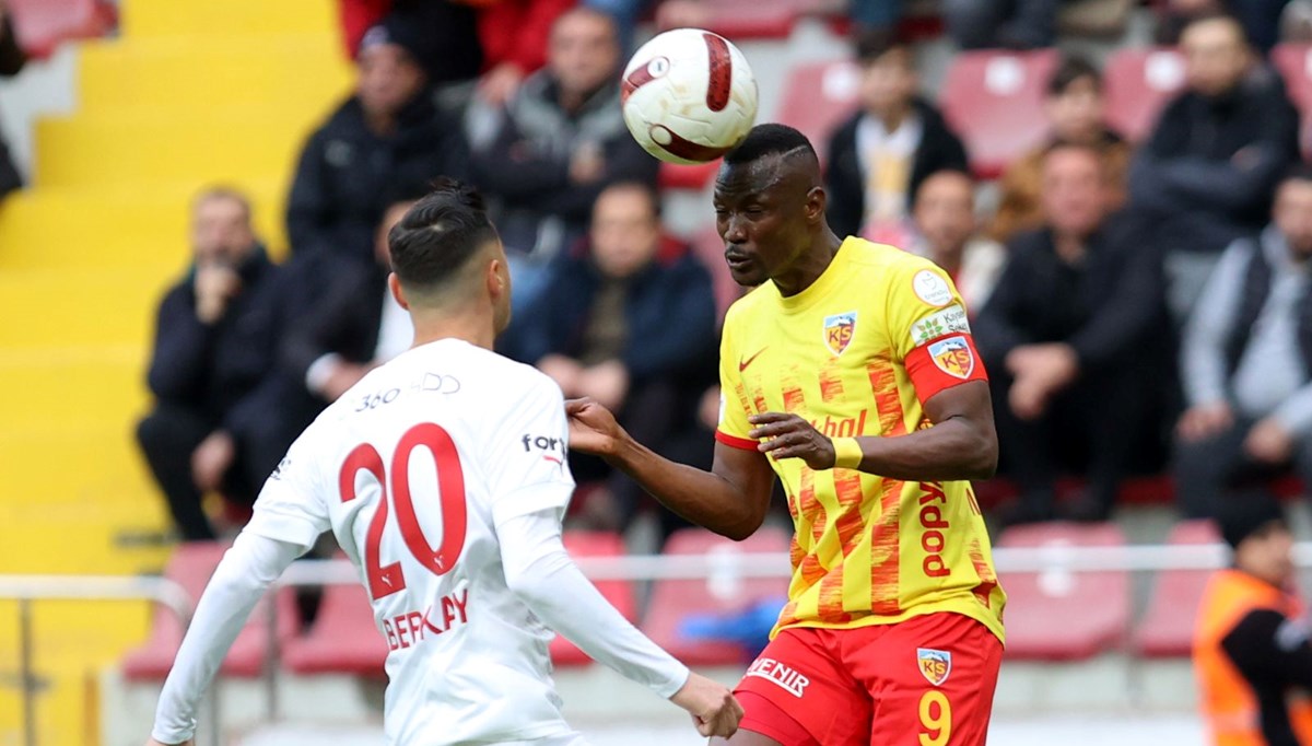 Kayserispor, Mame Thiam'ın ayrılığını açıkladı