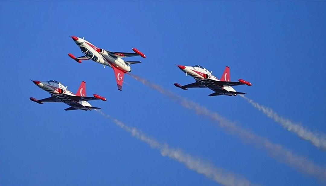 Türk Yıldızları, 30 Ağustos'ta Anıtkabir semalarında