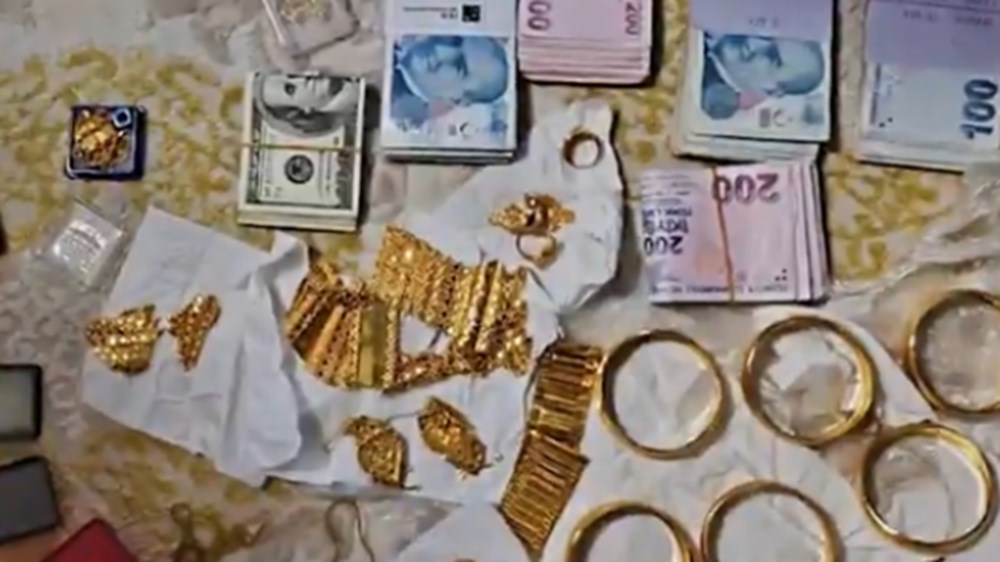 Balya balya paralar, altınlar ve lüks otomobiller... 39 şehirde büyük operasyon: 568 gözaltı - 5