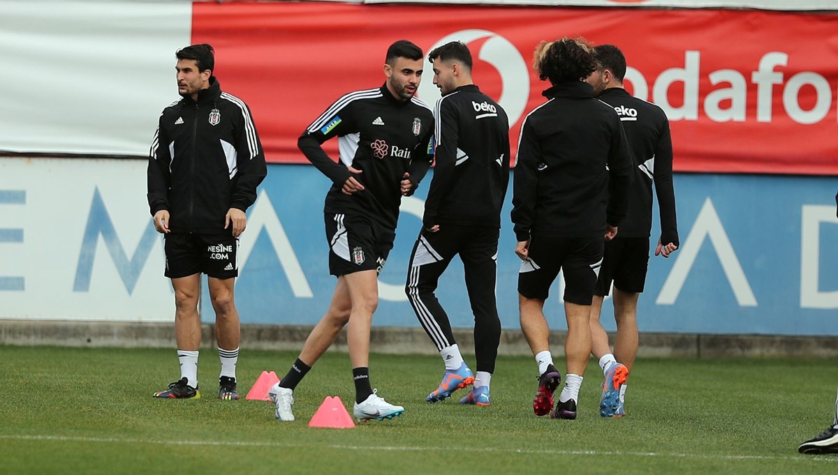 Beşiktaş’ta Ghezzal takıma döndü