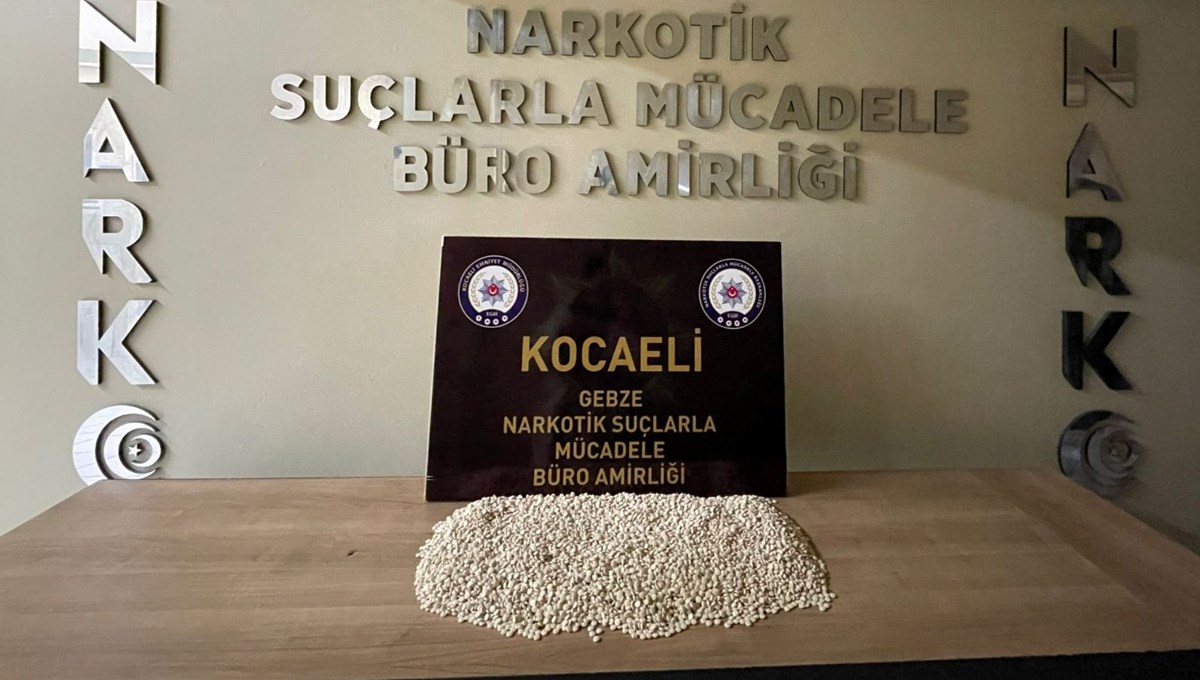 Kocaeli'de 17 bin uyuşturucu hap ele geçirildi Kocaeli'de 17 bin uyuşturucu hap ele geçirildi