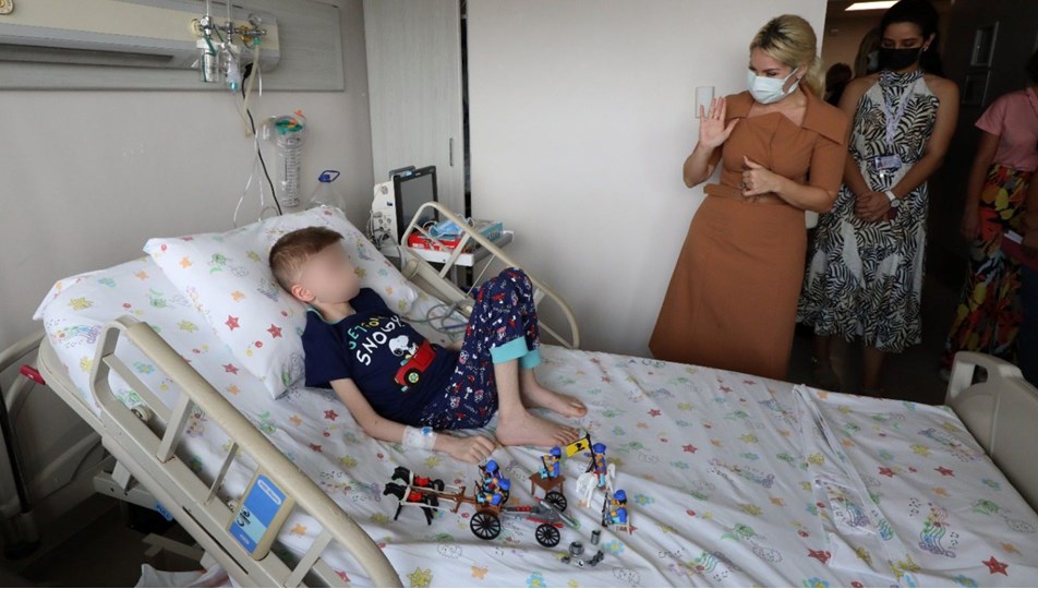 Çöp evde bulunan çocuktan iyi haber