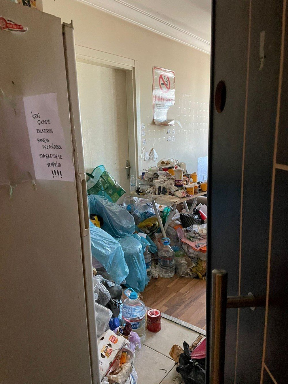 9 yaşındaki çocuk çöp evde yıllarca nasıl unutuldu? - 7