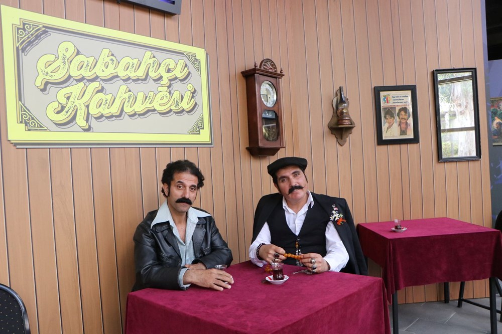 Ferdi Tayfur, memleketi Adana'da unutulmadı! Sabahçı Kahvesi sergisi açıldı - 1