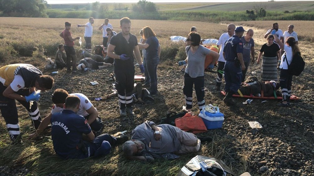 Tekirdağ Çorlu'daki tren kazasından ilk görüntüler - Son Dakika Türkiye Haberleri | NTV Haber