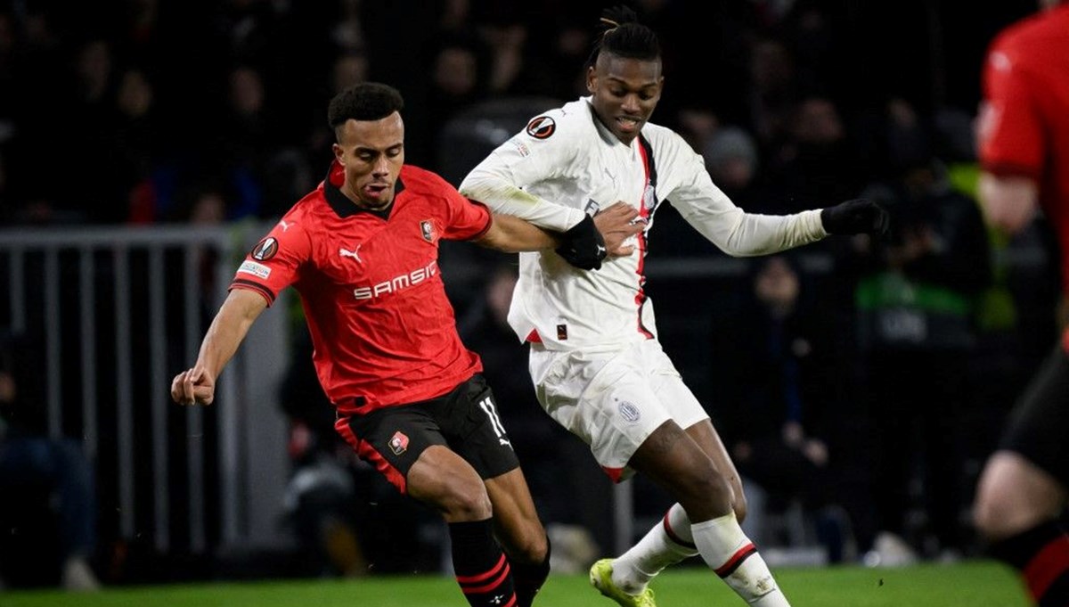 UEFA Avrupa Ligi'nde Benfica, Milan, Freiburg, Karabağ son 16 turunda UEFA Avrupa Ligi'nde Benfica, Milan, Freiburg, Karabağ son 16 turunda