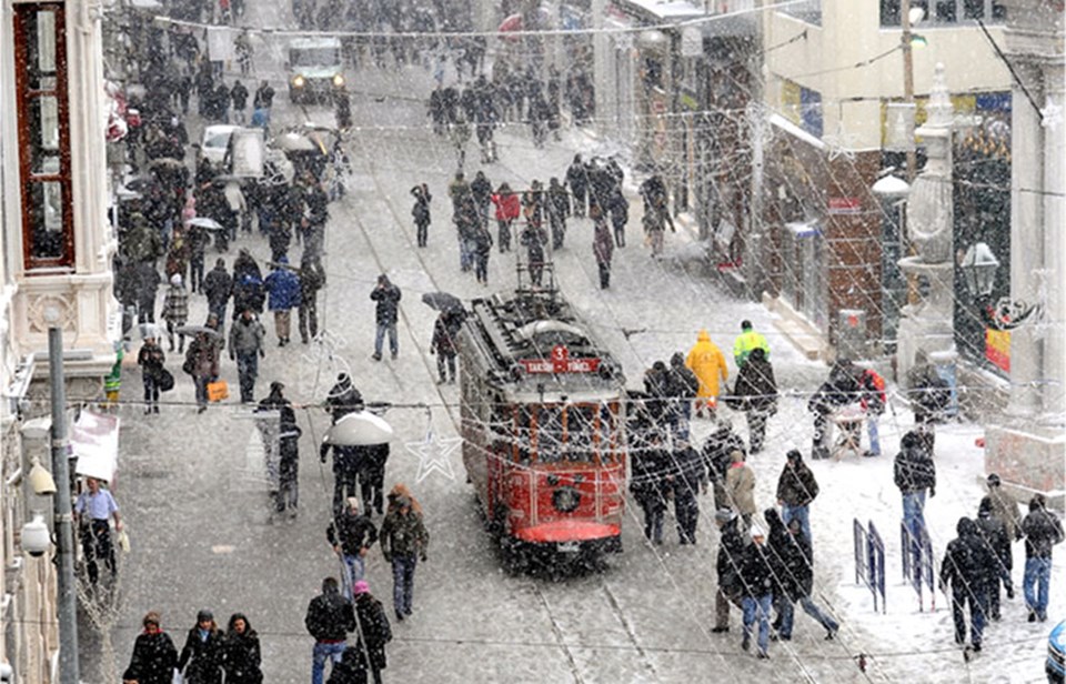 Kar İstanbul'u felç etti - 1