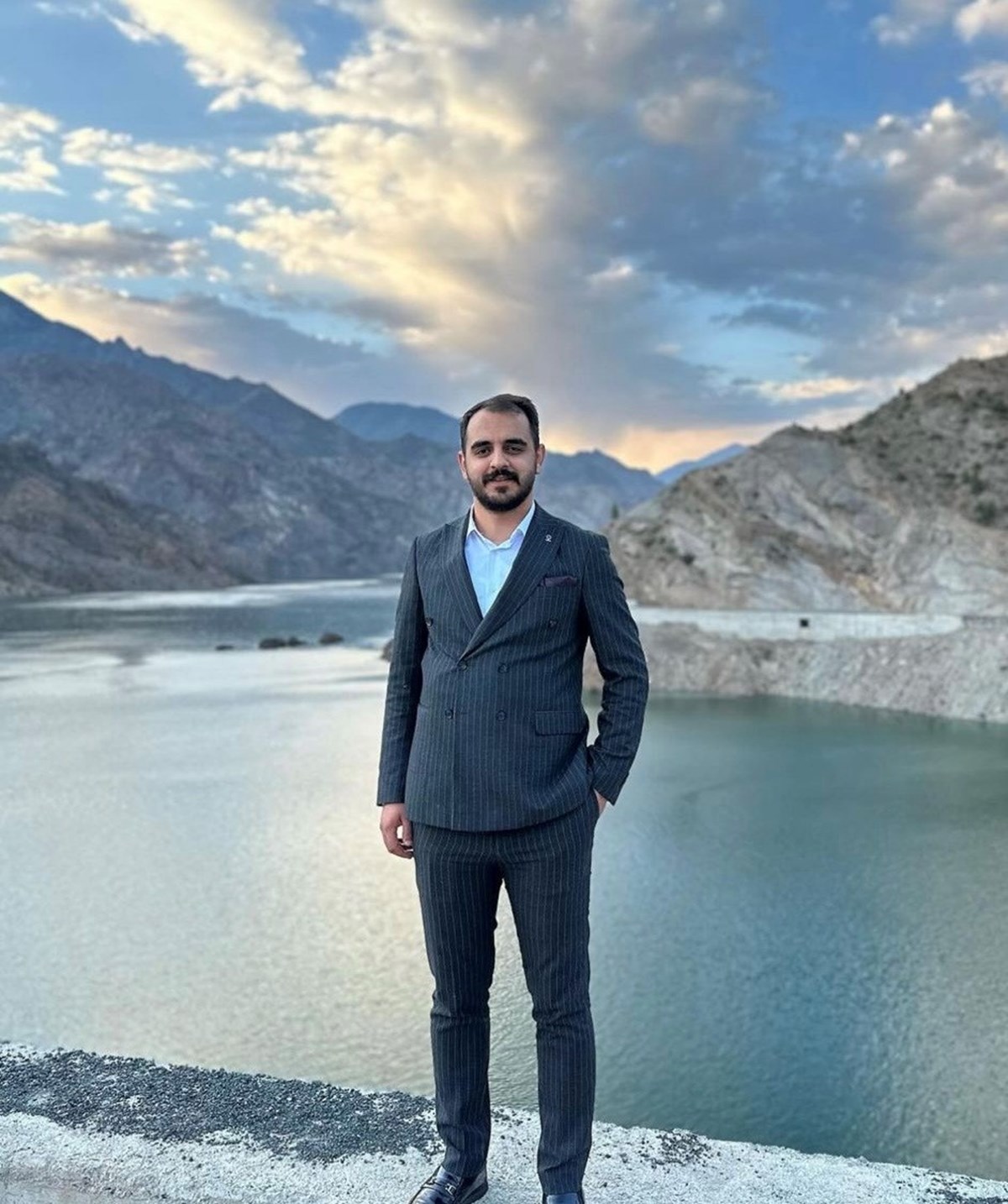 AK Parti Artvin Gençlik Kolları Başkanı Doğukan İslamoğlu kazada hayatını kaybetti. AK Parti Artvin Gençlik Kolları Başkanı Doğukan İslamoğlu kazada hayatını kaybetti.