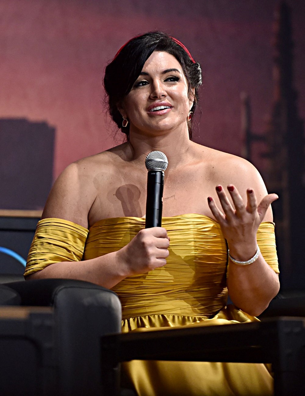 Diziden kovulan Gina Carano Disney'e dava açtı! Elon Musk tüm masrafları üstlenecek - 5