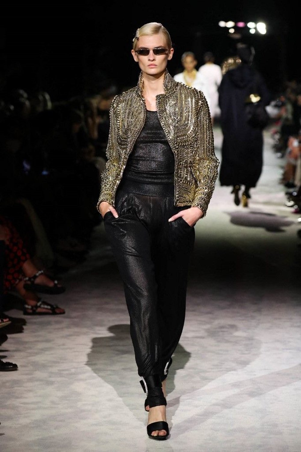 Tom Ford defilesinde şalvar fırtınası - 9