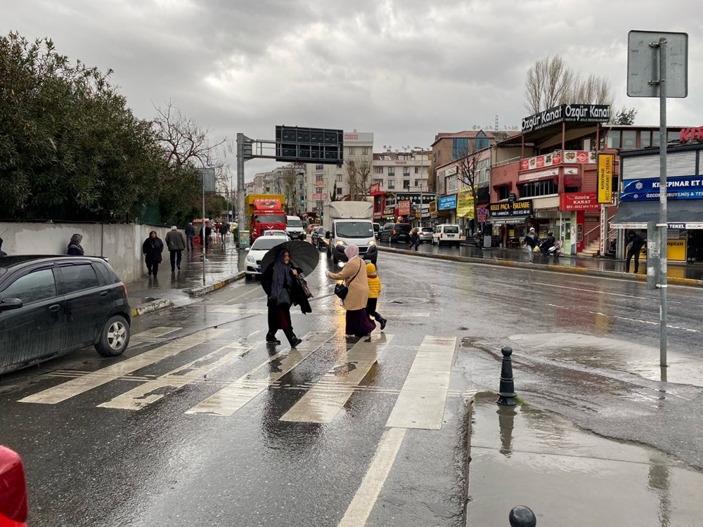 İstanbul'da beklenen sağanak yağış başladı - 8