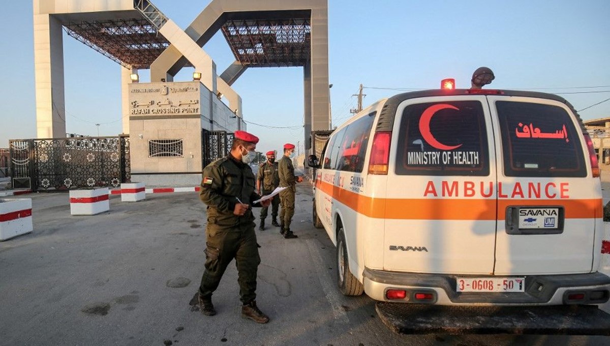 Mısır'da polis 2 İsrailli turisti öldürdü Mısır'da polis 2 İsrailli turisti öldürdü