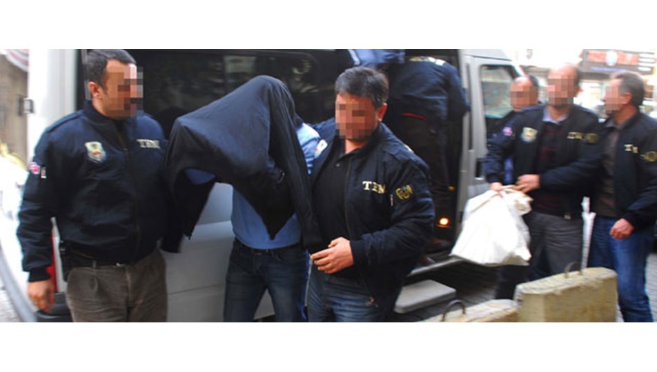 Suriyeli muhalifi teslim eden 5 kişiye tutuklama
